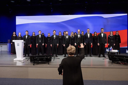 Студенты кафедры хорового дирижирования выступили на открытии Всероссийского партийного форума 